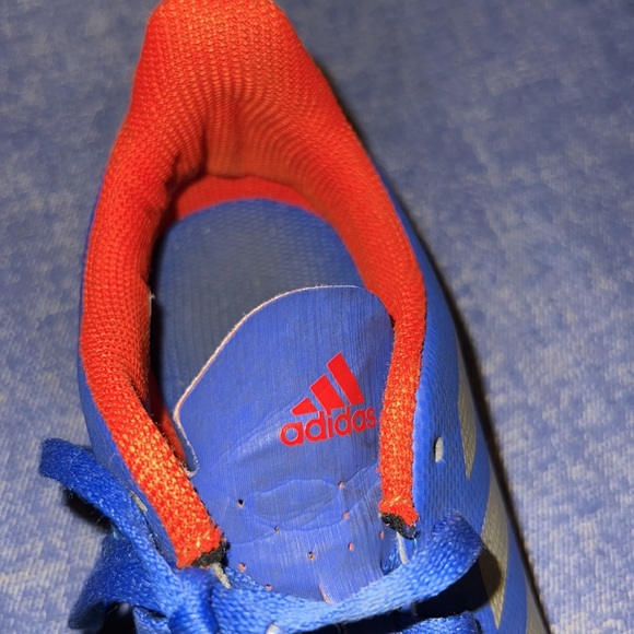 Soccer cleats Adidas Predator. The Game winner :)size 3.5 used - Picture 6 of 7